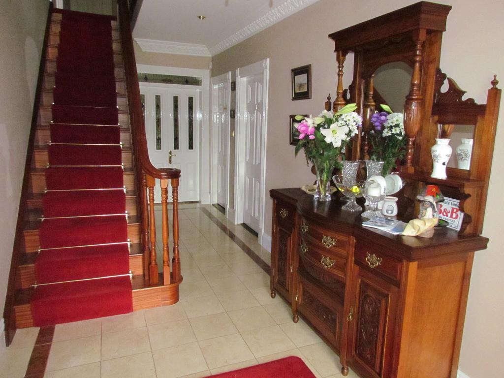 Gate Lodge B&B Portumna Extérieur photo